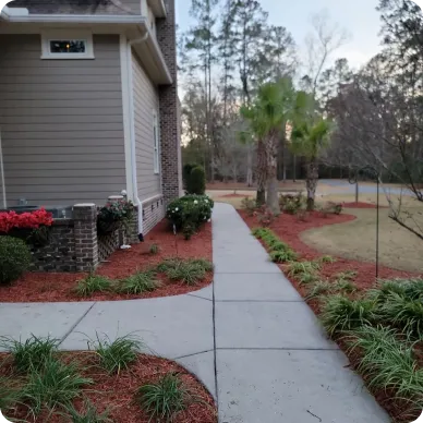 Mulch and Pine Straw